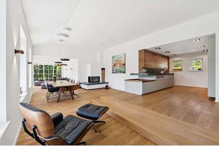 Haus zum Kaufen in Gmund am Tegernsee 3.730.000,00 € 299 m²