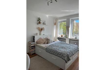 möbliertes WG Zimmer in 2er-WG mit Balkon - Hildesheim