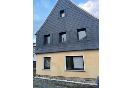 Haus zu verkaufen - 42.000,00&nbsp;EUR Kaufpreis, ca.&nbsp; 186,00&nbsp;m&sup2; in Langenwetzendorf (PLZ: 07957)