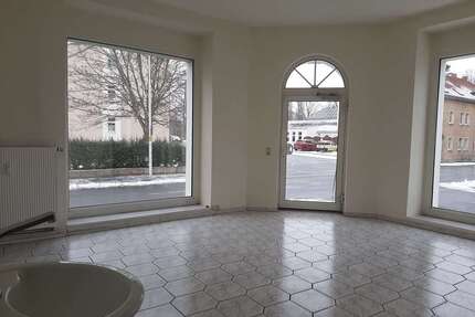 Einzelhandel in Zittau 279,00 € 140 m²