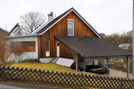 Ruhig gelegenes Einfamilienhaus mit Einliegerwohnung - nachhaltig, flexibel, zukunftssicher - Sontheim Bergenweiler