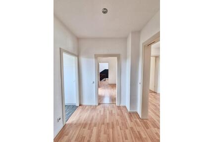 Gemütliche 2,5 Zimmer Dachgeschosswohnung in Solingen Wald