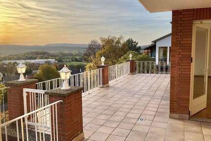 Große 3-Zimmerwohnung mit traumhaftem Ausblick in Alfelder Bestlage