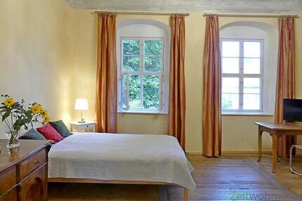 (EF0562_M) Dresden: Helfenberg, möblierte Wohnung im denkmalgeschütztem historischen Schloss, TV, WLAN inkl.