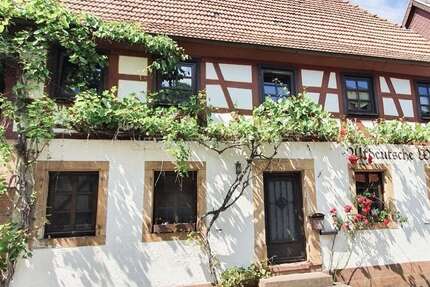 Haus zum Kaufen in Dörrenbach 289.000,00 € 286.68 m²