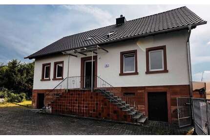 Haus zum Mieten in Kleinkahl 1.250,00 € 140 m²