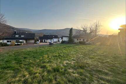 Grundstück zu verkaufen in Laufach 329.000,00 € 697 m²