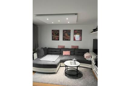 3 Zimmer Wohnung mit Balkon und Einbauküche - Marbach am Neckar