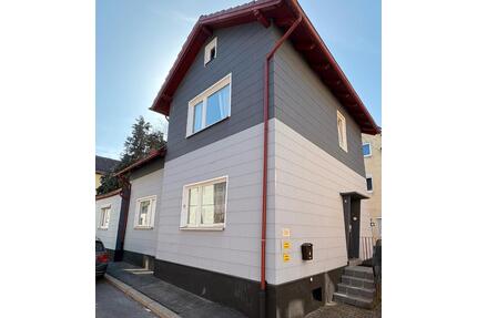 Gepflegtes Einfamilienhaus - 230.000,00&nbsp;EUR Kaufpreis, ca.&nbsp; 125,00&nbsp;m&sup2; in Neustadt bei Coburg (PLZ: 96465)