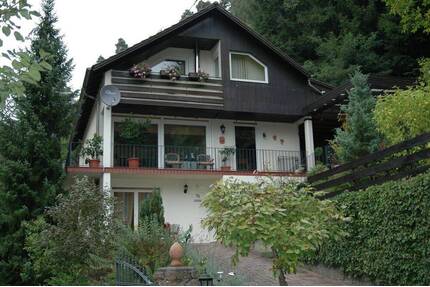 TRAUMHAFTES FREISTEHENDES EINFAMILIENHAUS MIT POTENTIAL FÜR DIE GROSSE FAMILIE - Neidenfels