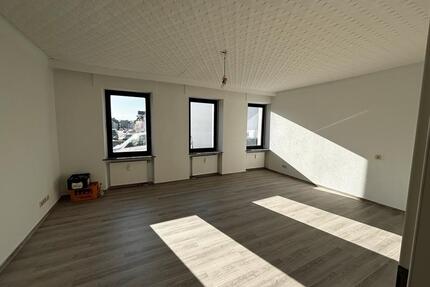 4 ZKB Erstbezug mit Terrasse und Garage - Saarlouis