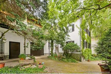 Haus zum Kaufen in Bad Soden am Taunus Neuenhain 599.000,00 € 261 m² - Bad Soden am Taunus / Neuenhain