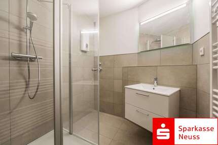 Wohnung zum Kaufen in Neuss 279.000,00 € 87 m²