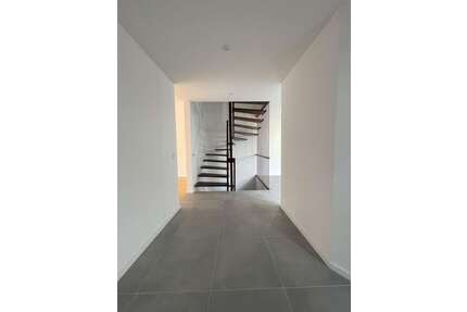 Haus zum Kaufen in Unterschleißheim 890.000,00 € 132 m²