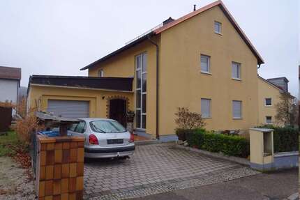 Haus zum Mieten in Berching 1.380,00 € 165 m²