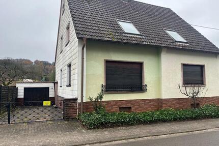 Haus in Bann zu verkaufen ( großes Grundstück) - Queidersbach