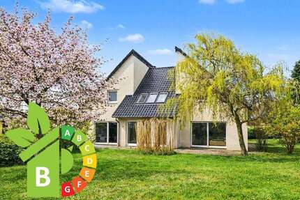 Haus zum Kaufen in Gornau 490.000,00 € 201.42 m²