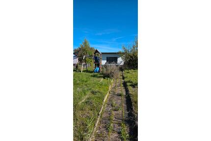 Garten abzugeben in Döbeln! - 1.000,00&nbsp;EUR Kaltmiete, ca.&nbsp; 0,00&nbsp;m&sup2; in Döbeln (PLZ: 04720)