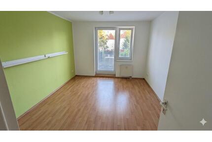 Gepflegte 2-Raum-Wohnung mit Balkon in Zwenkau