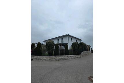 Doppelhaushälfte - 690.000,00&nbsp;EUR Kaufpreis, ca.&nbsp; 141,00&nbsp;m&sup2; in Beilngries (PLZ: 92339)