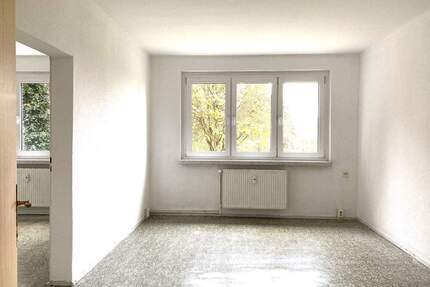 Ihr neues Zuhause - Helle 2-Zi.-Wohnung in grüner Lage, mit 2 Stellplätzen. Vom Eigentümer! - Schorfheide Lichterfelde