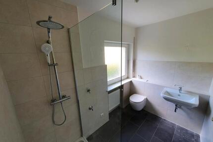 2ZKB Erdgeschosswohnung mit Balkon, 60 m² – Neukirchen Kernstadt