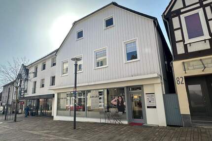 ***Modernisiertes Wohn- u. Geschäftshaus in Bad Driburg***