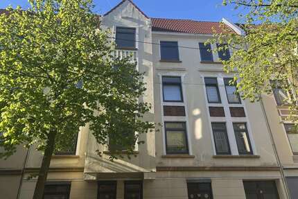 Haus zum Kaufen in Bremerhaven 295.000,00 € 397 m²