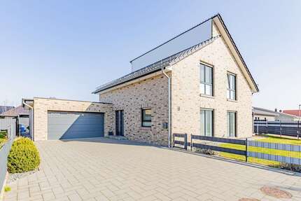 Haus zum Kaufen in Wahrenholz 545.000,00 € 178 m²