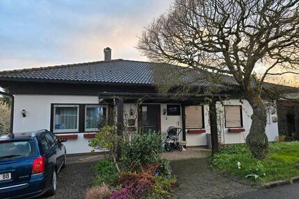 Großzügige WohnungHaus mit Garten in Calw-Stammheim - Althengstett