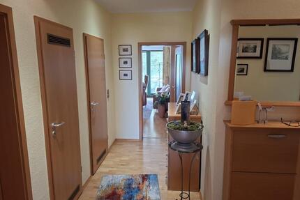 Schöne 3 Raumwohnung mit großem Balkon 39124Magdeburg
