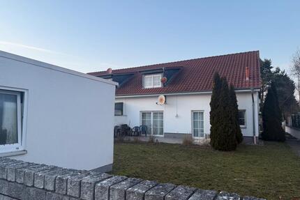 Geräumige 3-Zimmer Obergeschosswohnung zur Miete in Hillerse