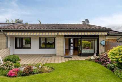 Top gepflegtes Reihenhaus mit Bungalowcharakter und Garage in Ratingen-Homberg