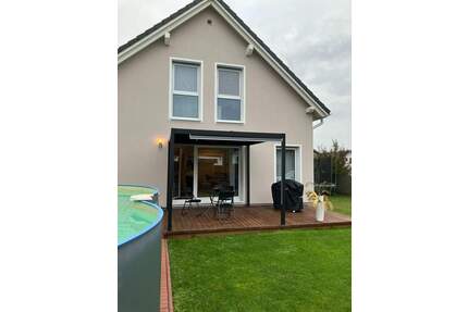 Wunderschönes Einfamilienhaus mit Pool - Haag Altdorf