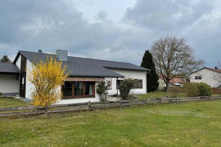 Einfamilienhaus in idyllischer Lage in Großmehring OT Theißing