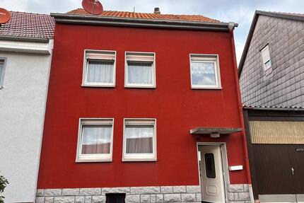 Schönes Haus mit großer Scheune,Werkstatt und Garagen. - Waltershausen