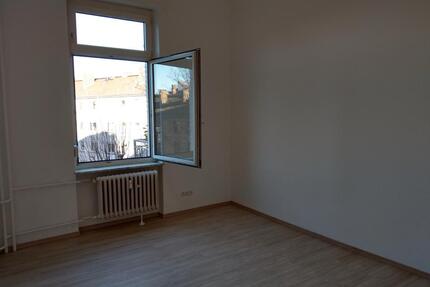 Kleine, süße Altbauwohnung - 800,00&nbsp;EUR Kaltmiete, ca.&nbsp; 39,00&nbsp;m&sup2; in Wiesbaden (PLZ: 65185) Südost