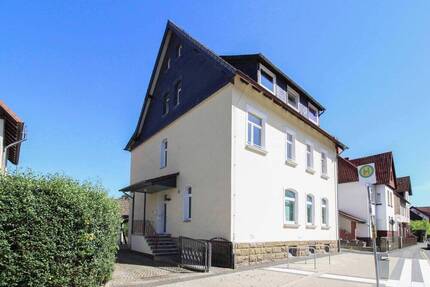 Eigenbedarf oder Vermietung: Modernisiertes MFH mit viel Potential in Rhüden - Seesen