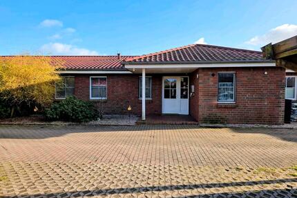 Sehr schönes Mittelreihenhaus im Bungalowstil in idyllischer Lage - Großenaspe