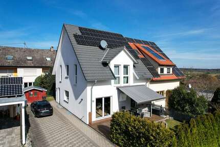 Haus zum Kaufen in Herrenberg 589.000,00 € 119.12 m²