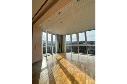 Großzügige DHH in Metzingen – ca. 187 m² Wfl. inkl. Sauna - Reutlingen Sondelfingen