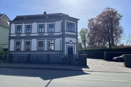Haus zum Kaufen in Lübz 790.000,00 € 179 m²