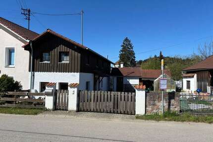 Haus zum Kaufen in Neumarkt-Sankt Veit 250.000,00 € 91 m²