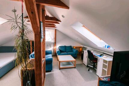 Möblierte DG-Wohnung in guter Lage, ca. 30m² - Wetzlar