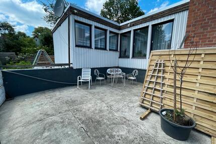 Bungalow mit großem Grundstück, Vollkeller und viel Potenzial - Gröningen