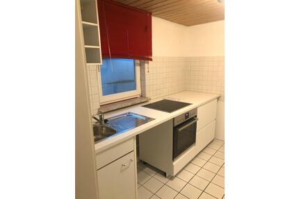 Zentrumsnahe 2,5 Zimmer Wohnung zu vermieten - Schorndorf