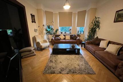 Großzügige 5-Zimmer-Wohnung mit zwei Balkonen, Weserblic - Hameln