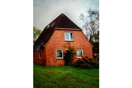 Haus in 25774 Karolinenkoog mit 2500 m2 Grundstück zu vermieten - Garding