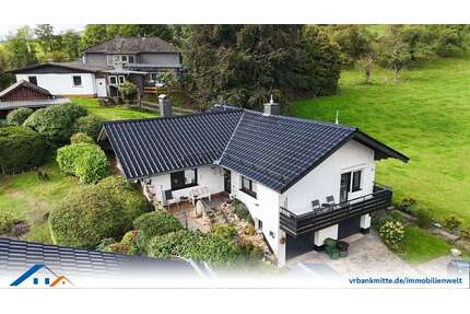 Haus zum Kaufen in Großalmerode 165.000,00 € 94 m²