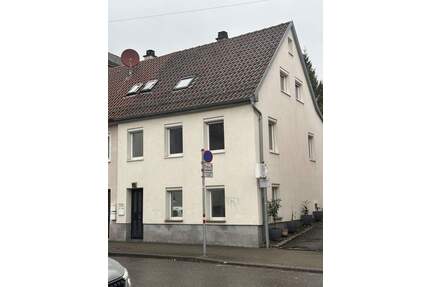 Gepflegte Doppelhaushälfte in zentraler Lage - Nähe Schwabengalerie, ideal für Paare oder Expats - Stuttgart Vaihingen